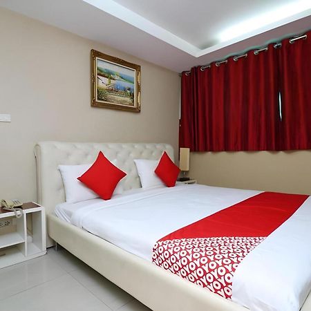 Diamond Residence Silom Бангкок Экстерьер фото