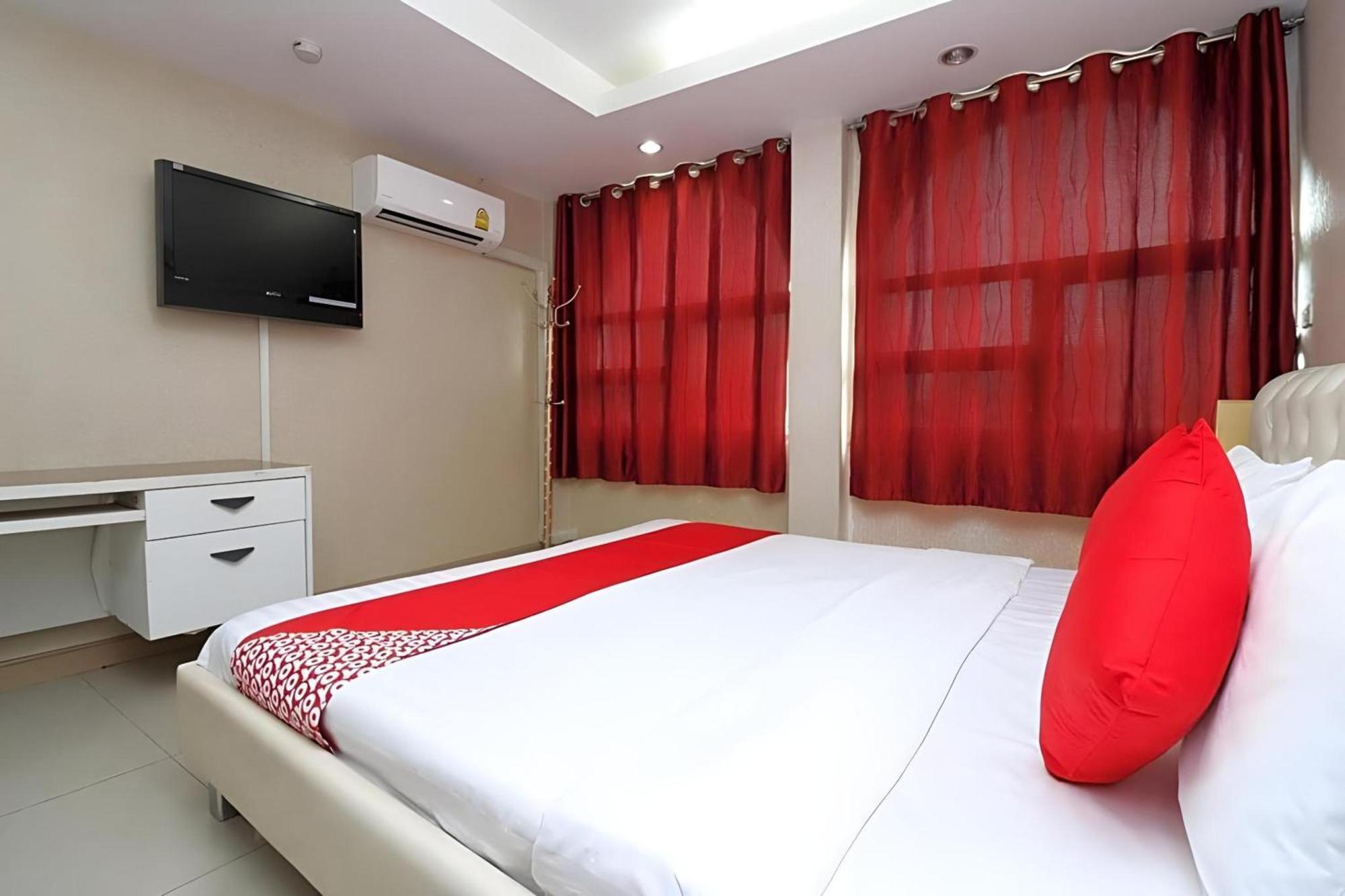 Diamond Residence Silom Бангкок Экстерьер фото