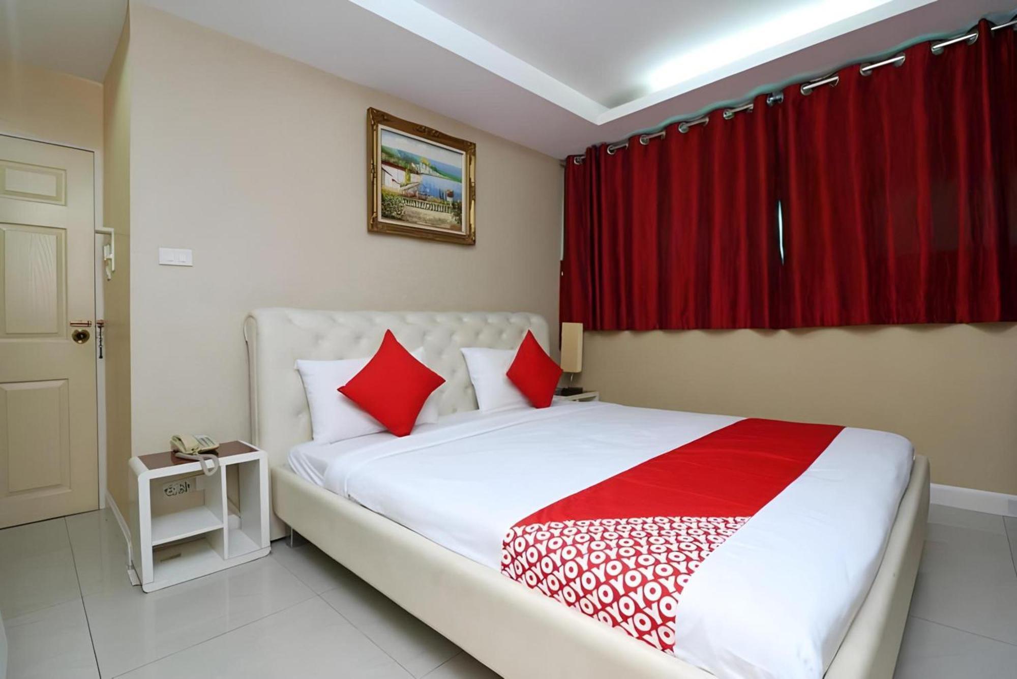 Diamond Residence Silom Бангкок Экстерьер фото