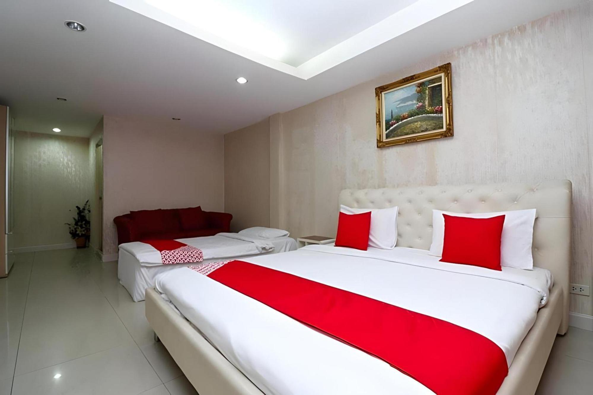 Diamond Residence Silom Бангкок Экстерьер фото