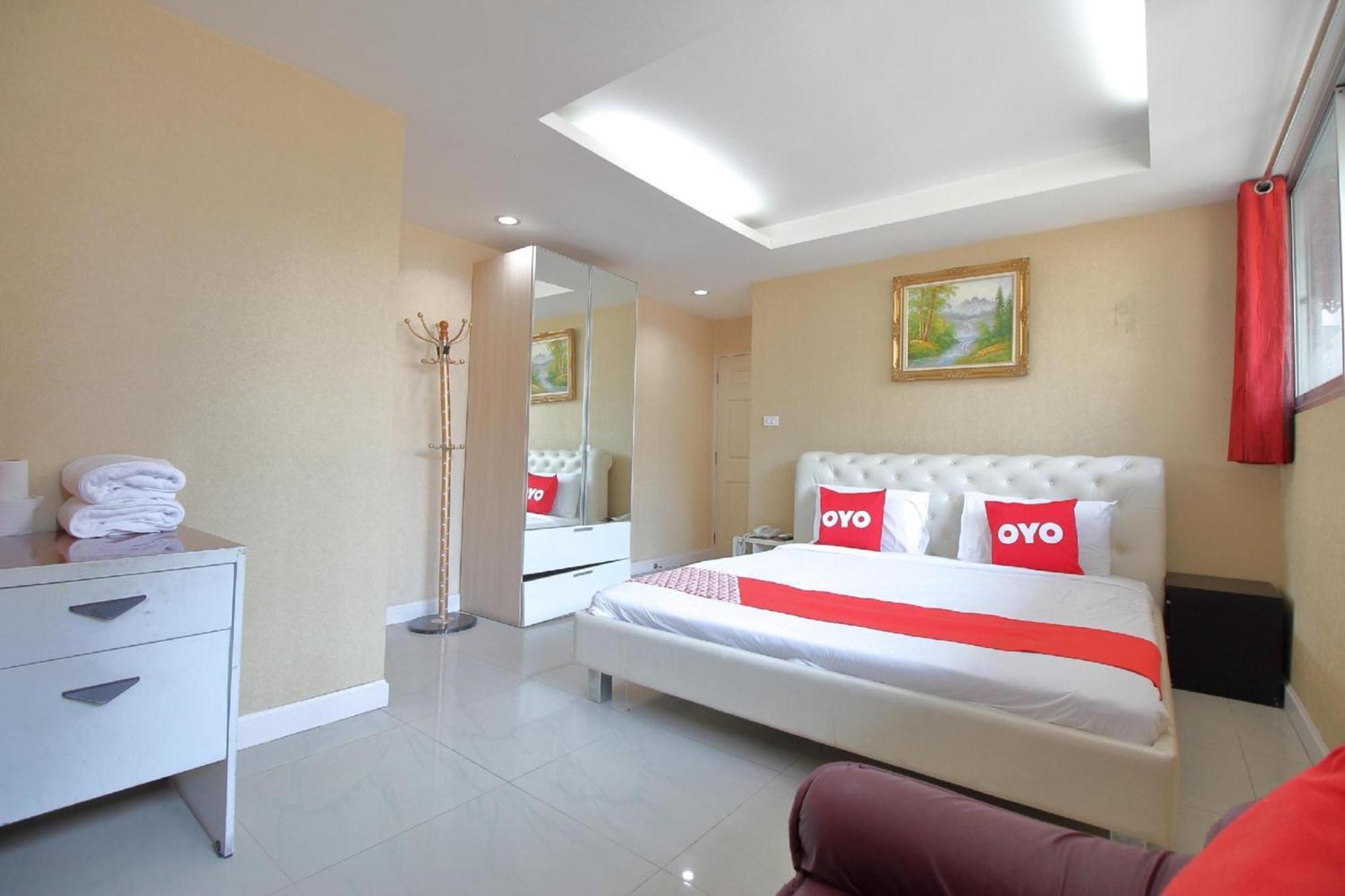 Diamond Residence Silom Бангкок Экстерьер фото